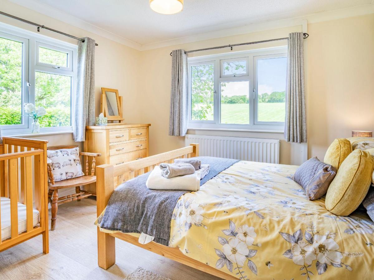 Yr Hen Ffald Llanedy Esterno foto
