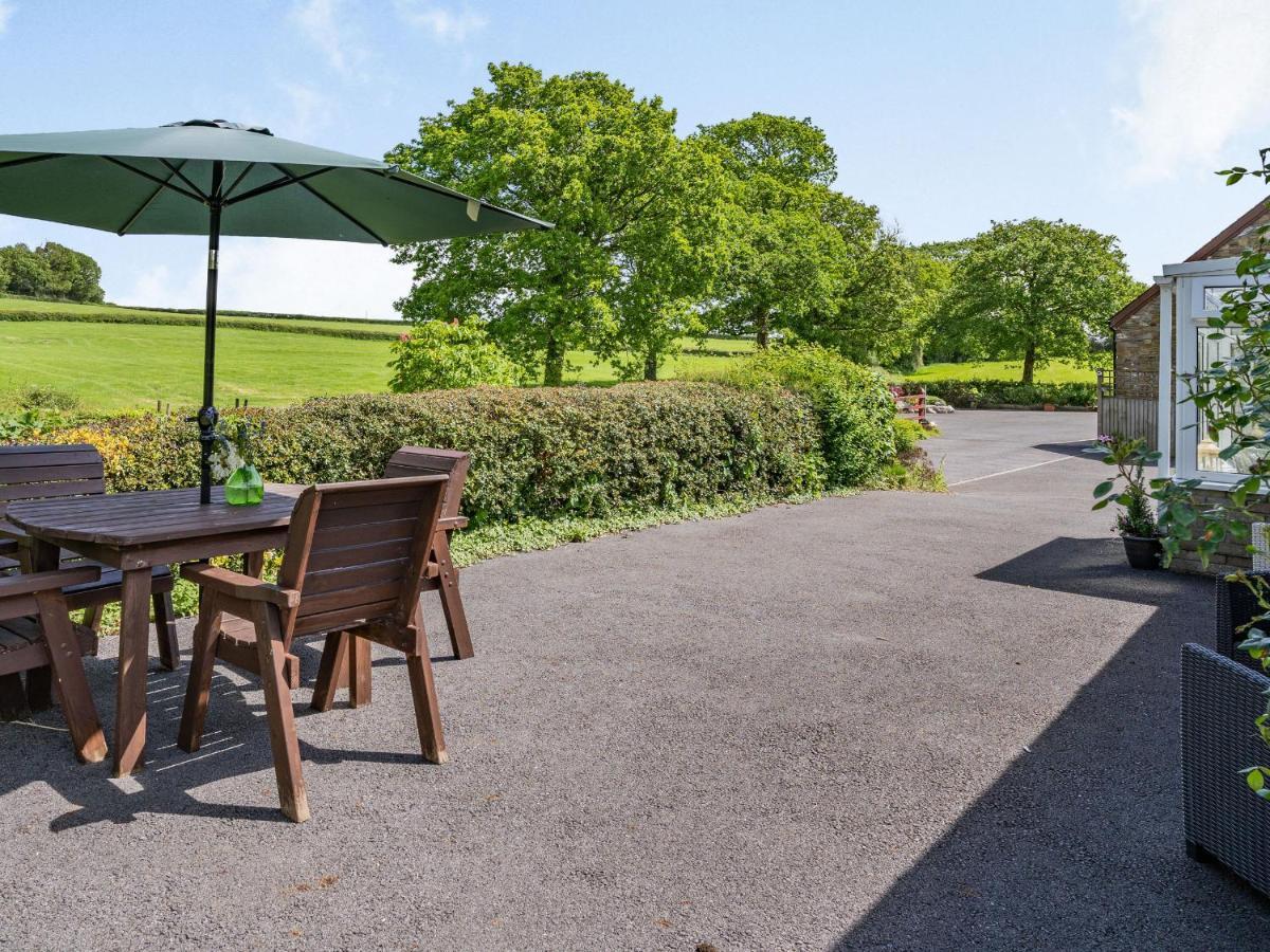 Yr Hen Ffald Llanedy Esterno foto